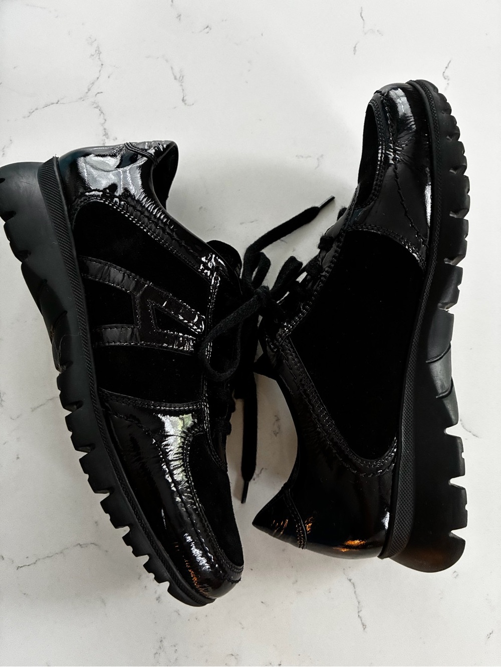Ara Black Suede & Patent Lace-Up Sneakers size 7 - Picture 14 of 15
